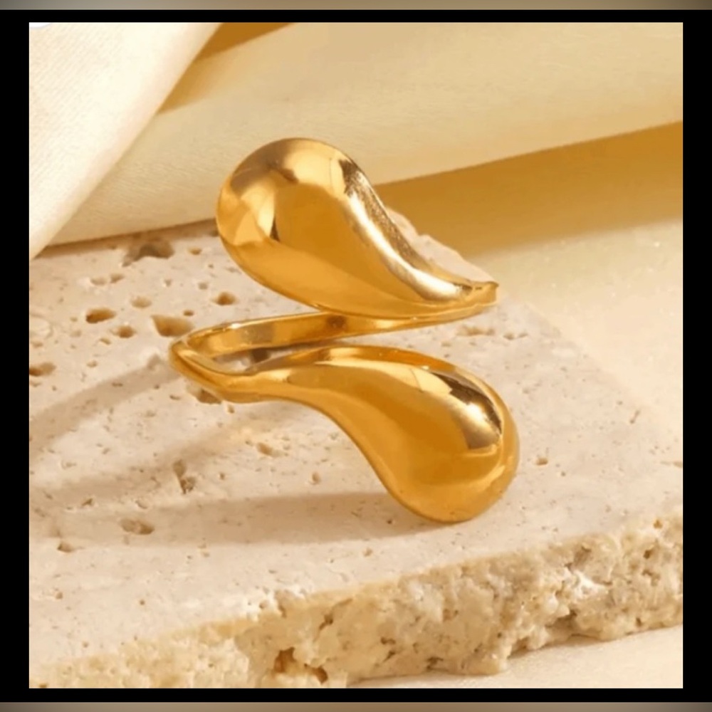 NEW Women’s Gold PVD Coated Adjustable Teardrop Open Ring Tarnish Resistant - Picture 3 of 3